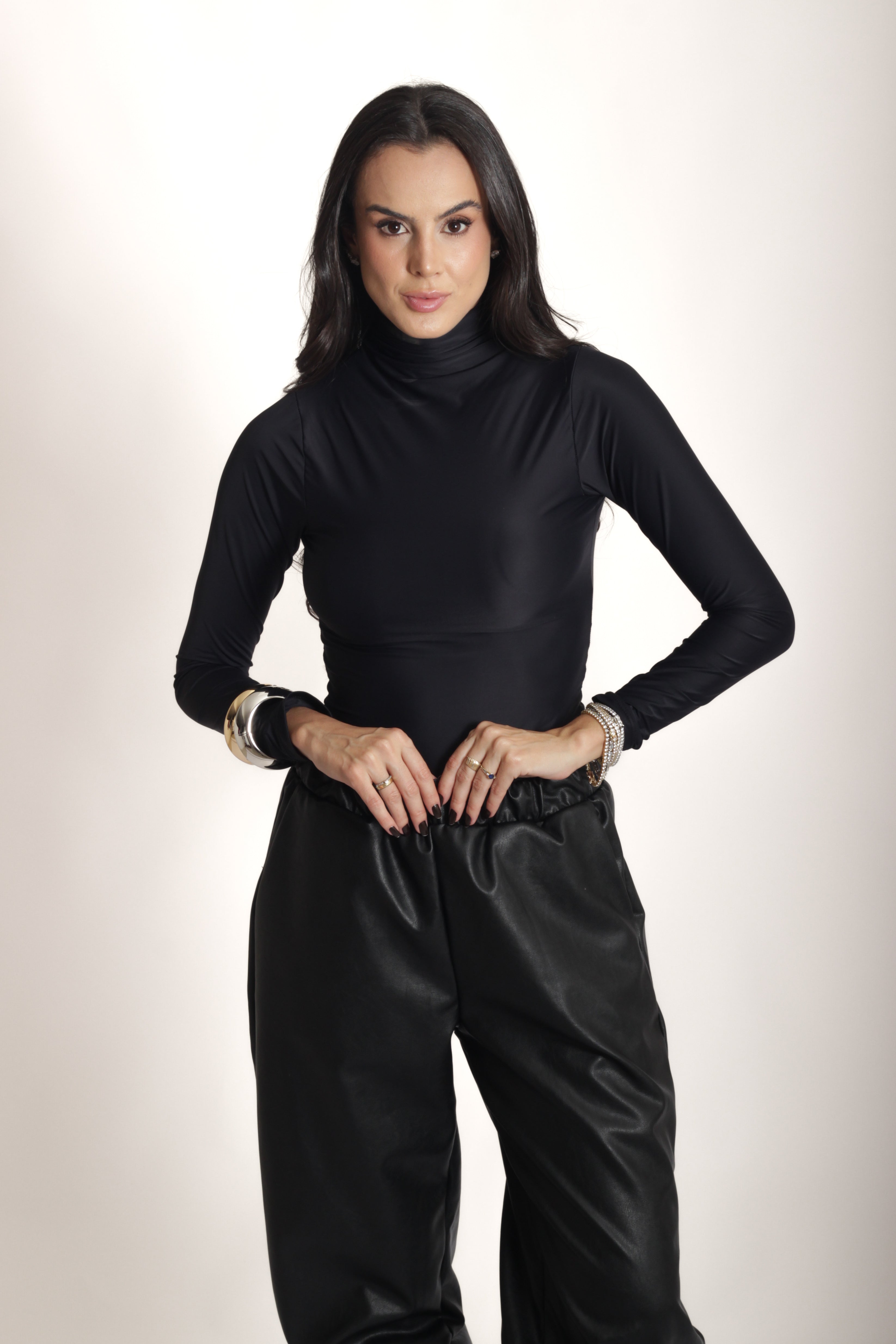 Calça Couro Eco
